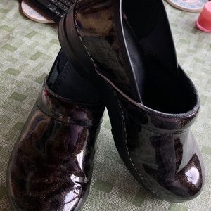 Sanita clogs 40 black with sparkle stripe